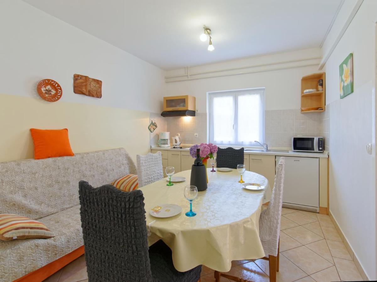 Apartments Marta By Rent Istria Novigrad  Bagian luar foto