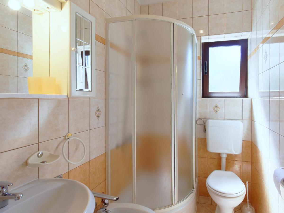 Apartments Marta By Rent Istria Novigrad  Bagian luar foto