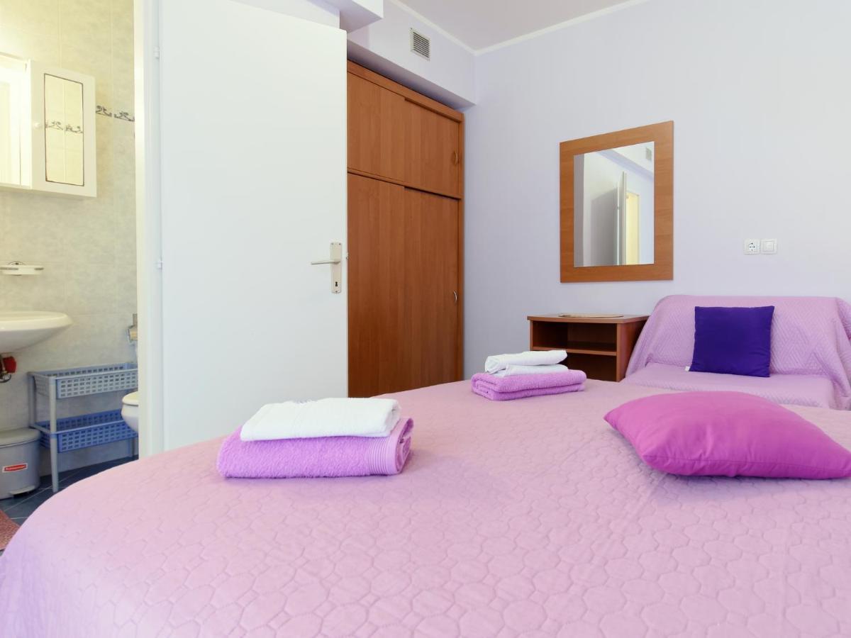 Apartments Marta By Rent Istria Novigrad  Bagian luar foto