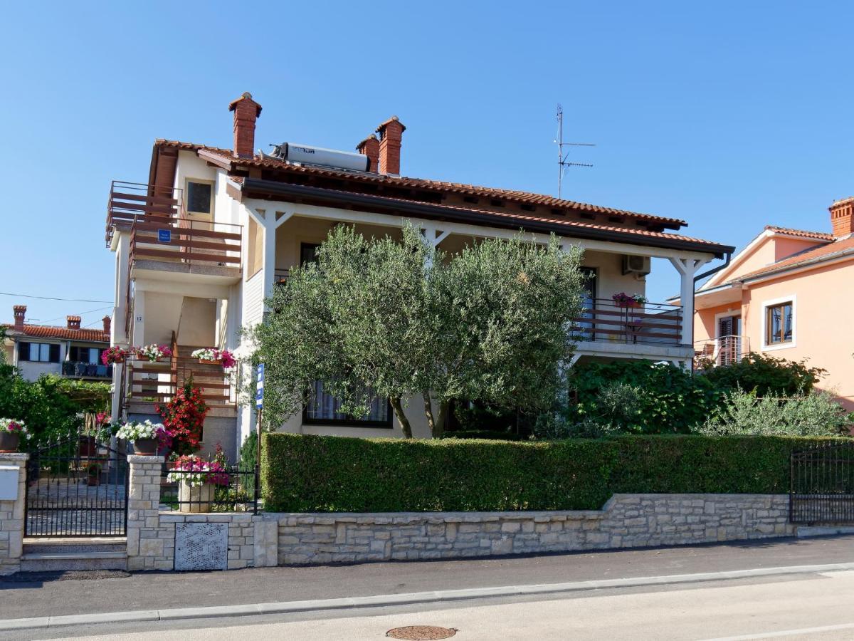 Apartments Marta By Rent Istria Novigrad  Bagian luar foto